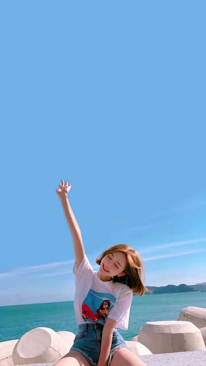 克雷西主帅赞扬苏格兰队在比赛中的杰出表现，苏格兰主帅克拉克