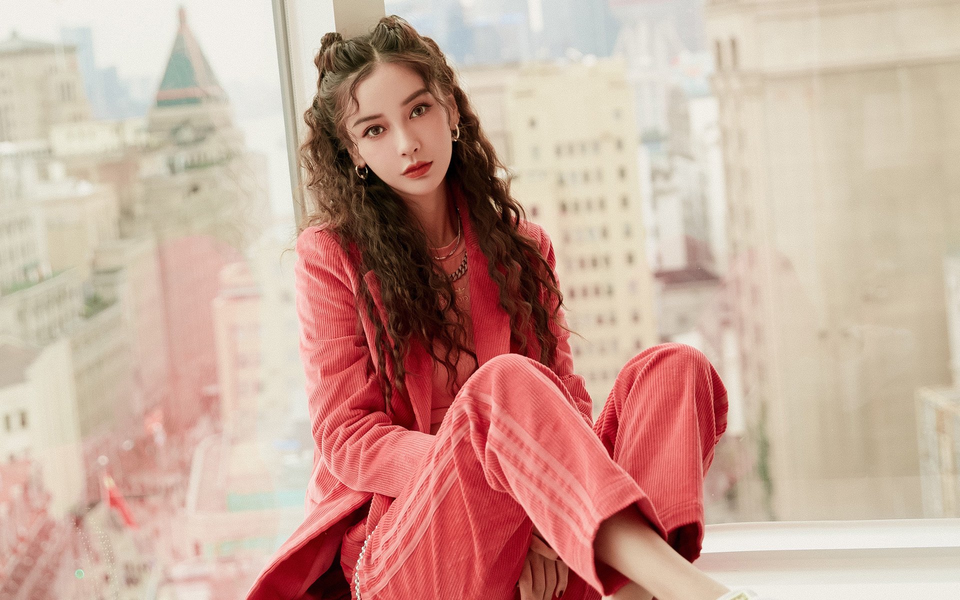 哥伦比亚女足在巴黎奥运会上表现出色，赢得多场比赛，奥运会哥伦比亚女射手