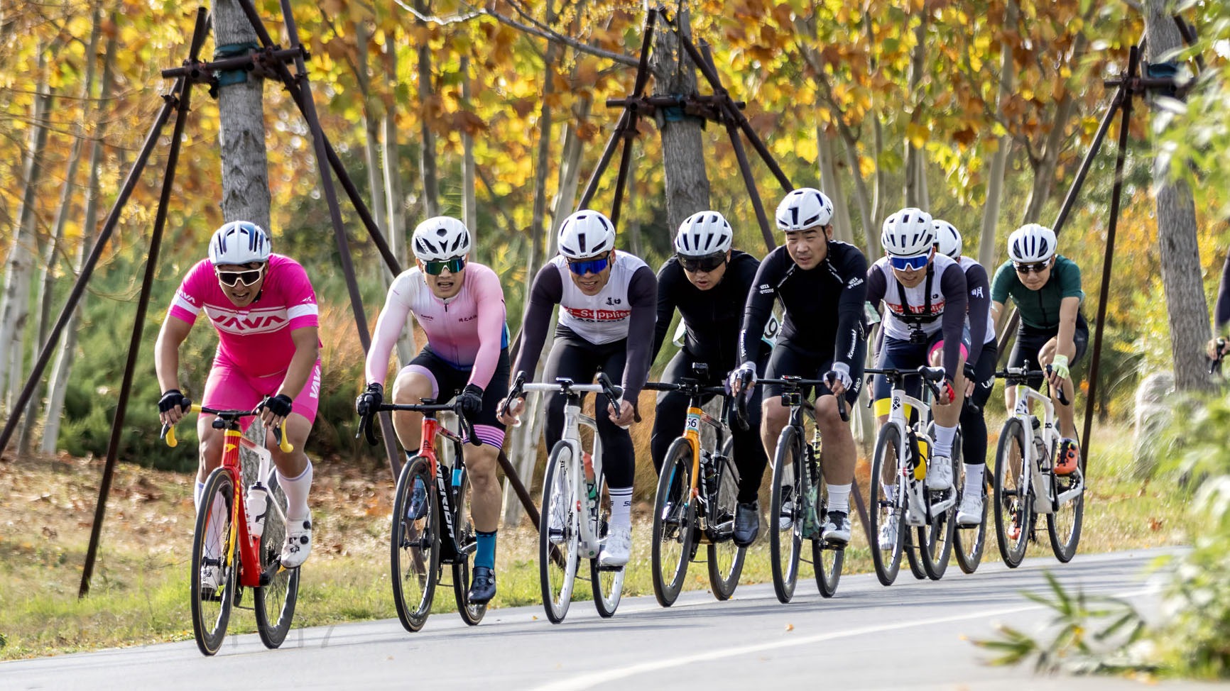 开云体育:自行车骑行，享受健康生活的简单介绍